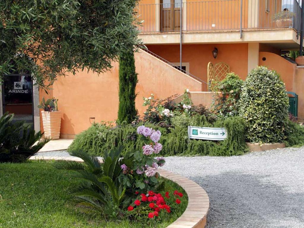 Albergo Arinde Rende Extérieur photo